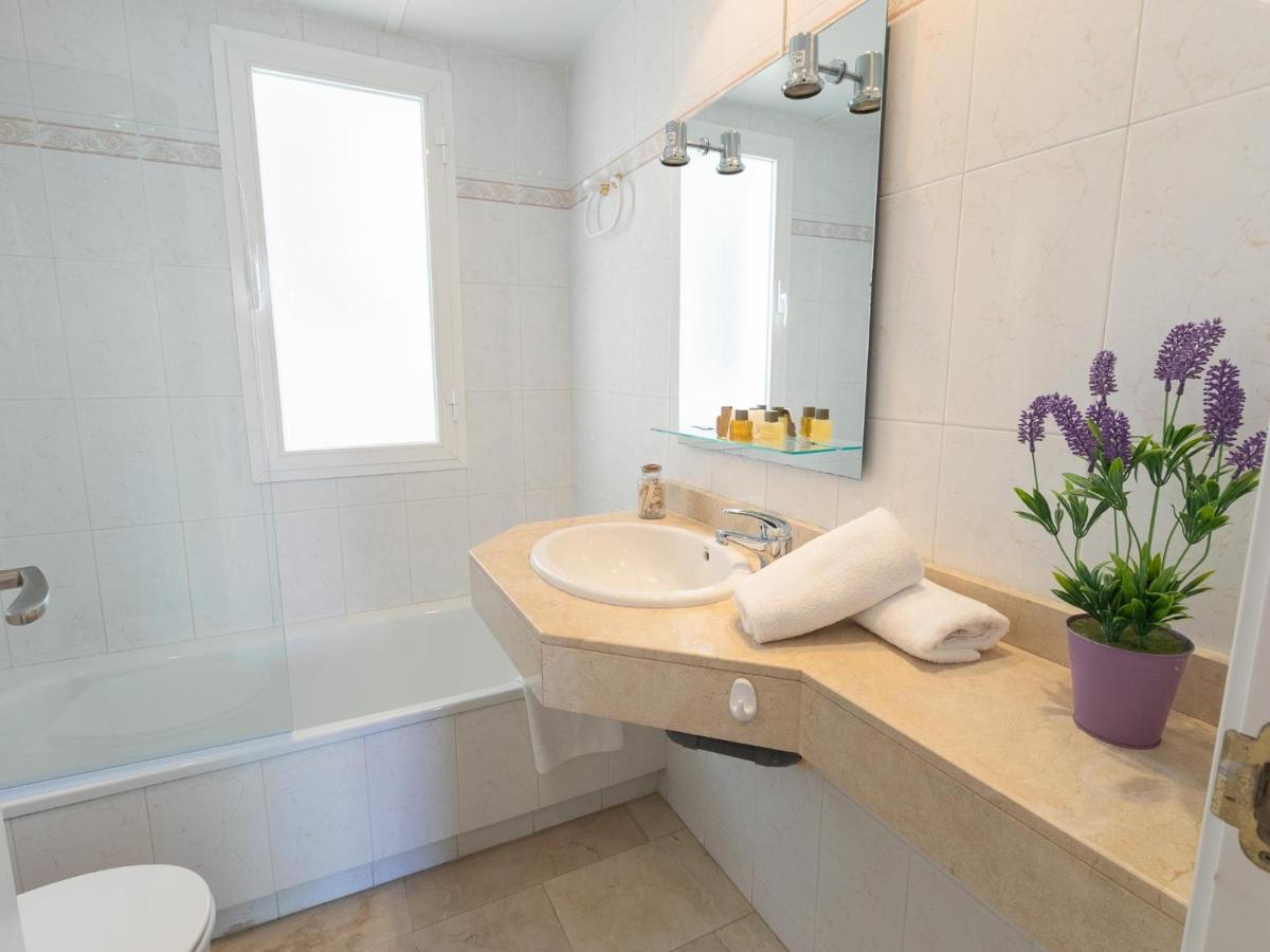 Vacation I Terrazas De Banus, Romantic, Jacuzzi, Pet-friendly, Cosy Duplex Penthouse, 2min Walk To Marina Appartement Marbellac