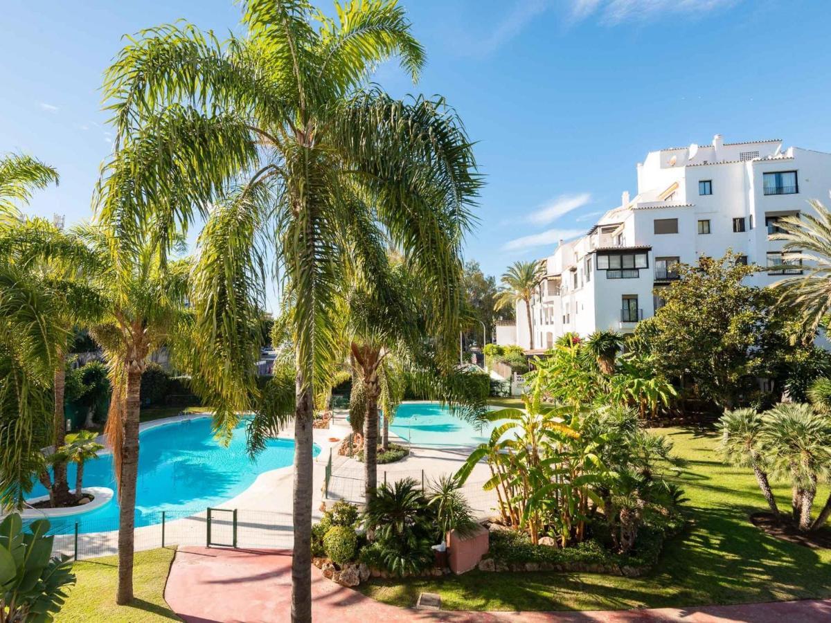 Vacation I Terrazas De Banus, Romantic, Jacuzzi, Pet-friendly, Cosy Duplex Penthouse, 2min Walk To Marina Apartamento Marbella